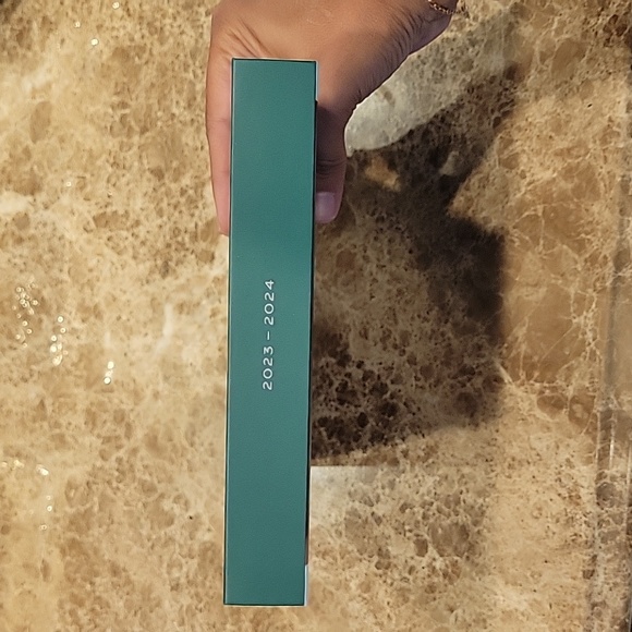 BRAND NEW ROLEX COFFEE TABLE OFFICE BOOK DECOR 2023-2024 - Picture 2 of 4